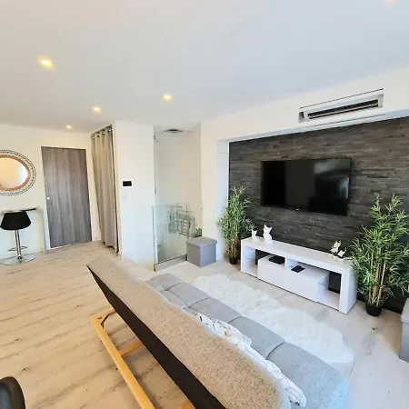 Daire Proche Mer, Climatise, Netflix *